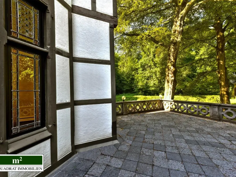 Luxuriöse Wohnung im Schloss in der Nähe von Düsseldorf in Solingen-Ohligs