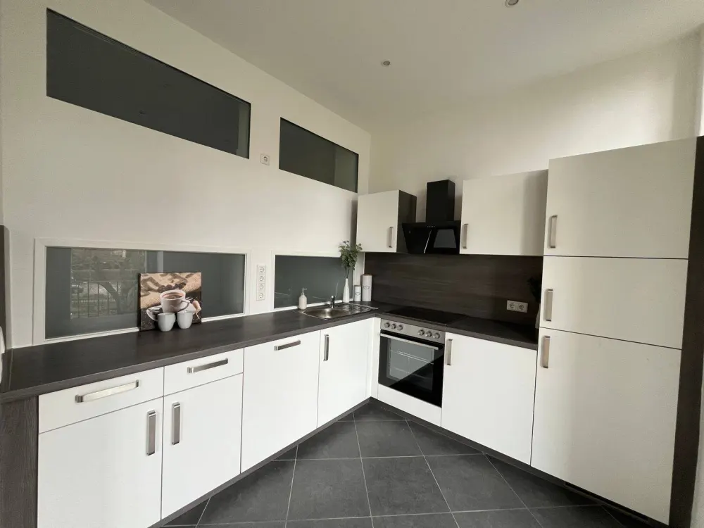 Charming 2-Room Apartment I Modern Built-In Kitchen I Balcony