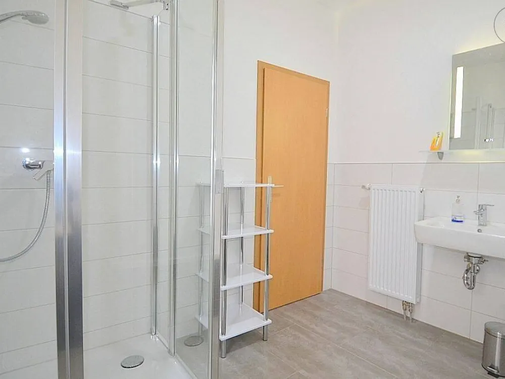 Modern möbliertes Zimmer mit WLAN in der Nürnberger Innenstadt
