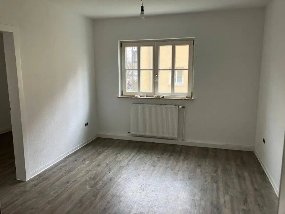 Perfect! Family-friendly 4-room apartment with balcony