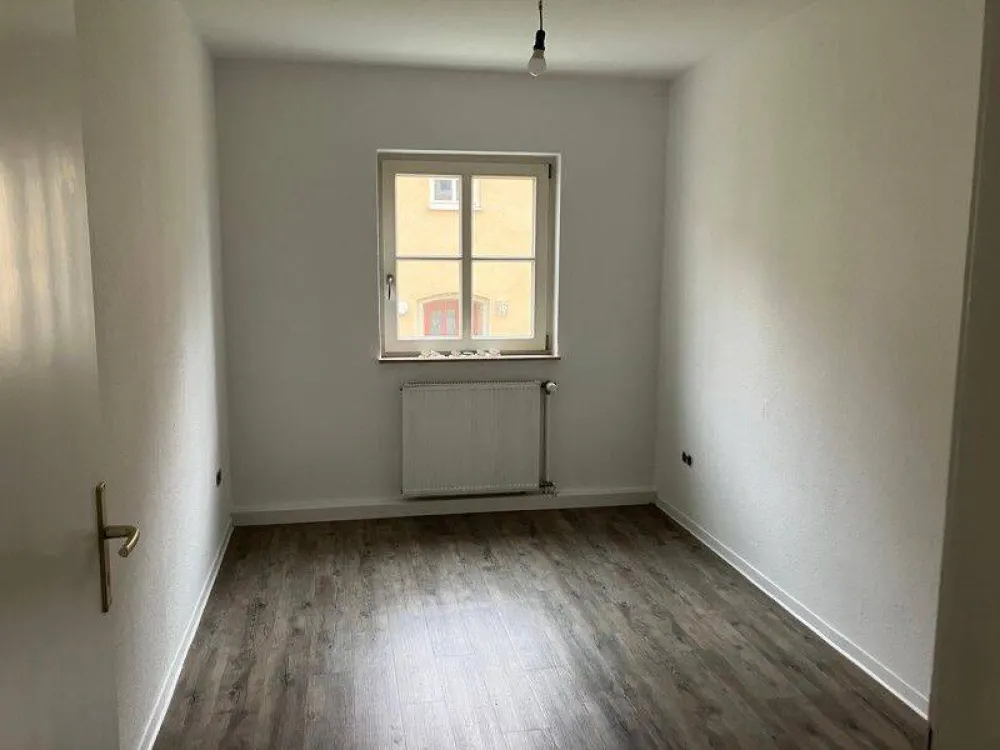Perfect! Family-friendly 4-room apartment with balcony