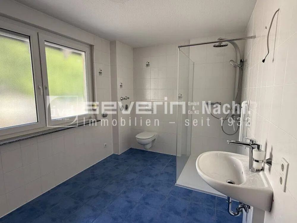 Attraktive 2 Zimmer Wohnung mit großen Räumen