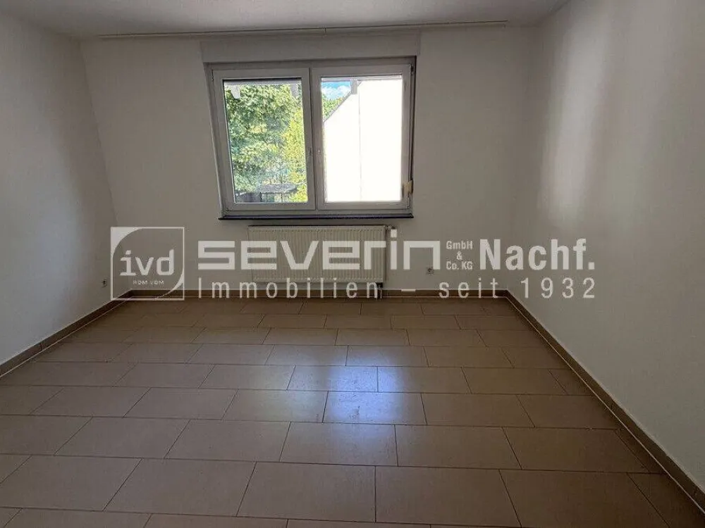 Attraktive 2 Zimmer Wohnung mit großen Räumen