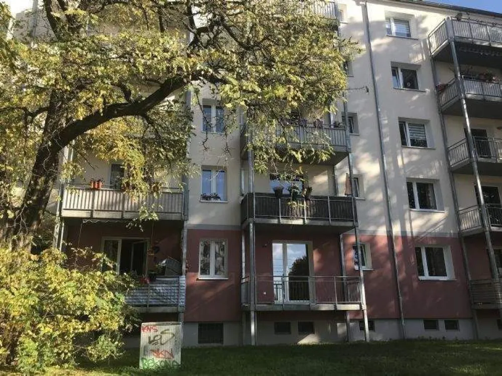 SENIORENGERECHTES BEHINDERTENGERECHTES BARRIEREARMES- WOHNEN 2-ZIMMER WOHNUNG AUFZUG STATT TREPPE ABGESCHLOSSENE ANLAGE BETREUUNG IM HAUS