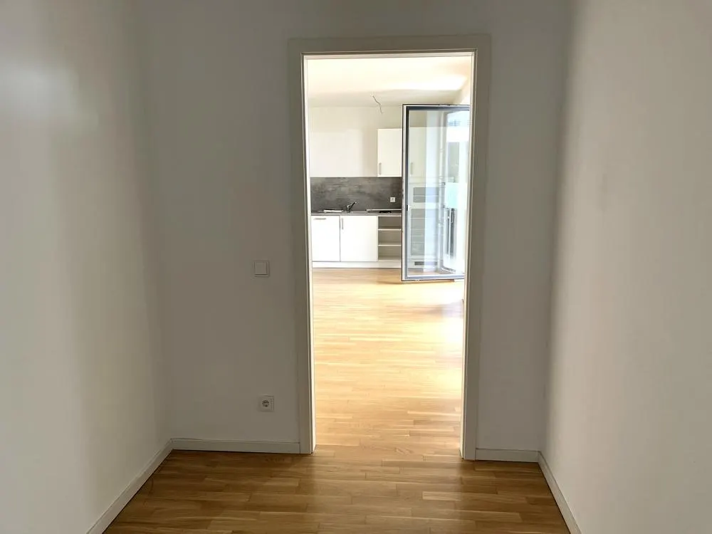 Mitten drin! Coole drei Zimmer Wohnung frei!