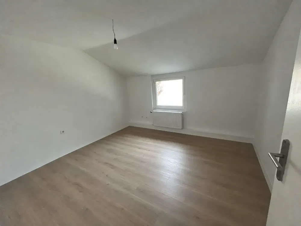 Freshly Renovated 2-Room Apartment on the 3rd Floor in Dortmund-Innenstadt-Nord, Stahlwerkstraße 36