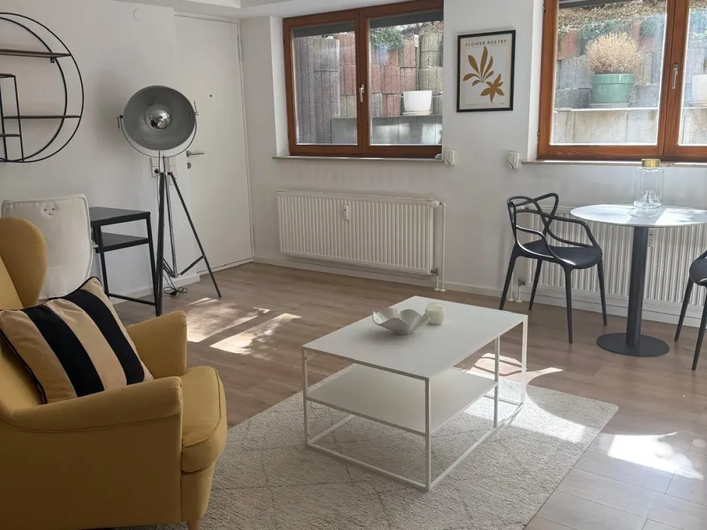1 Zimmer Wohnung Vollmöbliert