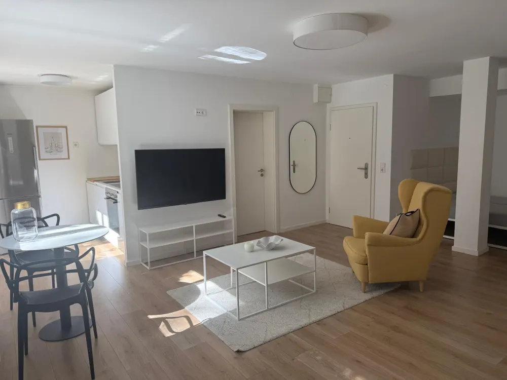 1 Zimmer Wohnung Vollmöbliert