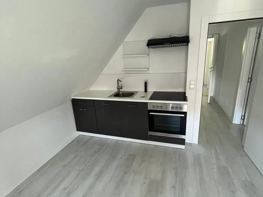 Charmante 2.5 Zimmer-Wohnung inkl. Dachboden| WLAN Inklusive !