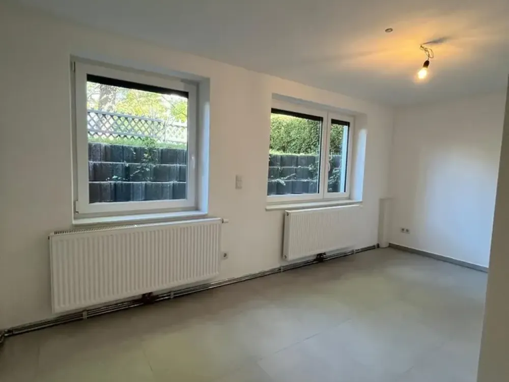 Frisch renovierte 2-Zimmer-Wohnung, 39 m², Stuttgart-Feuerbach - hell & top angebunden