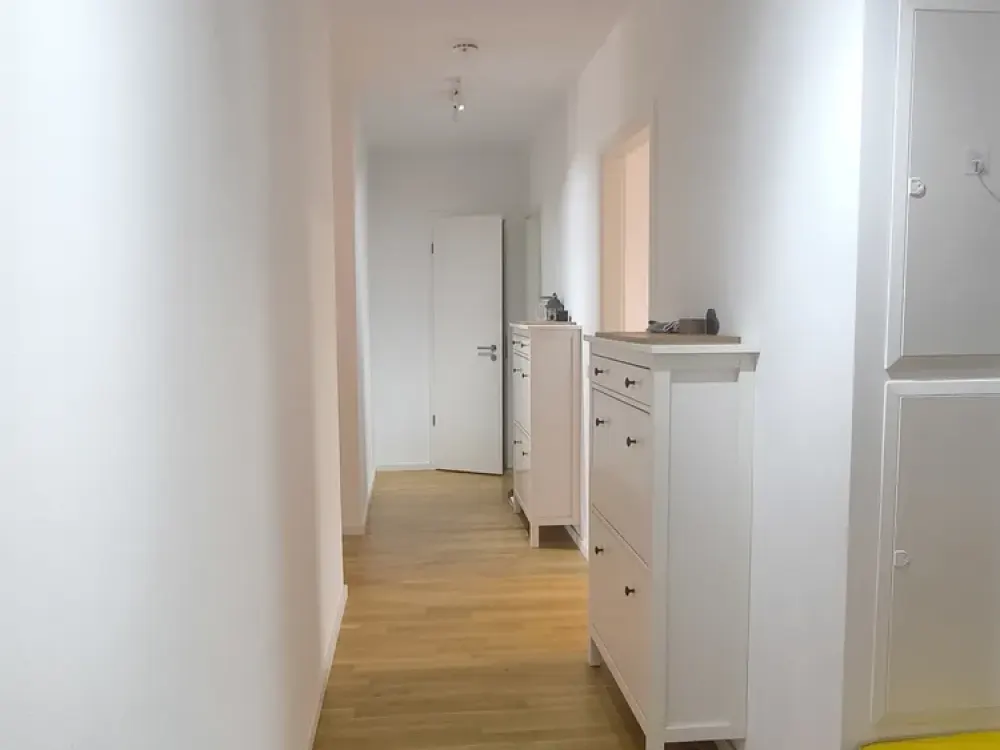 Hochwertige möblierte Wohnung mit Garten in Top-Lage Kelsterbach, ideal für Flughafen und Frankfurt