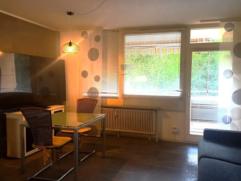 Möblierte 1 - Zimmer- Apartment mit Balkon in Markt Schwaben!