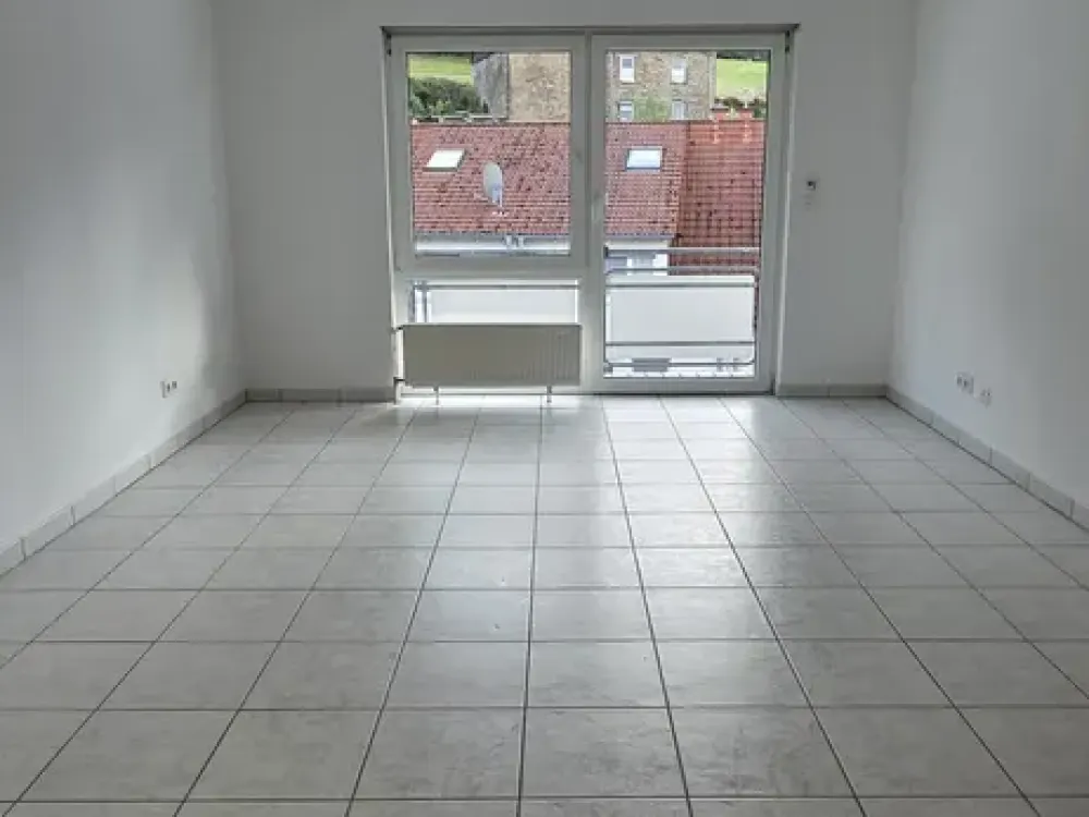 Frisch sanierte 2-Zimmer-Wohnung mit Balkon & TG-Stellplatz, nahe Kemnader See