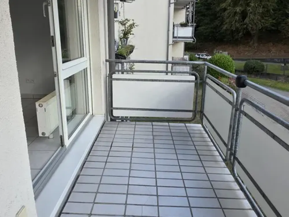 Frisch sanierte 2-Zimmer-Wohnung mit Balkon & TG-Stellplatz, nahe Kemnader See