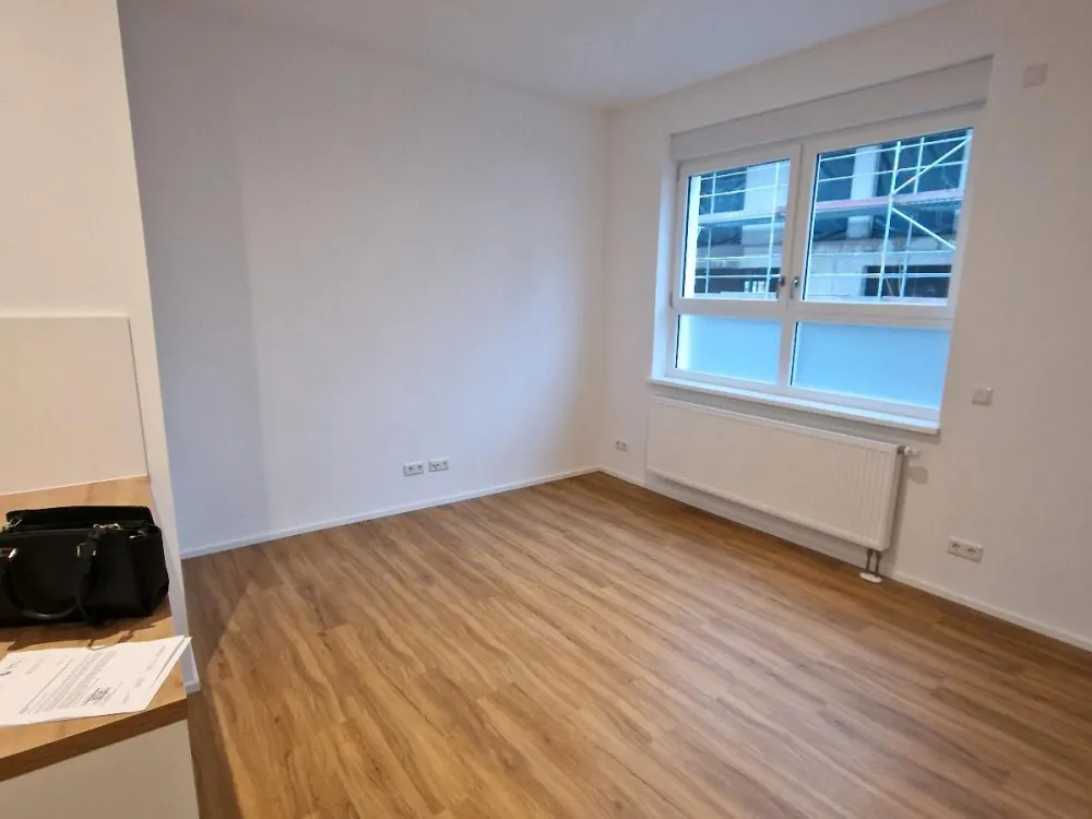 NACHMIETER GESUCHT!! 2 ZKB In Kelkheim
