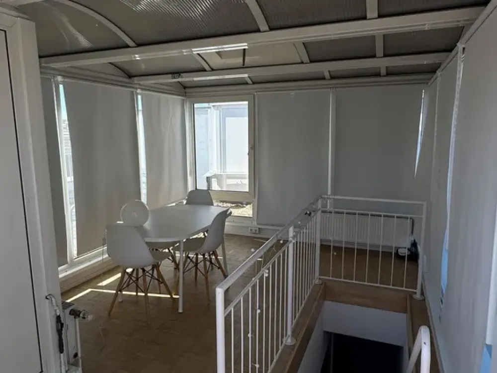 Attraktive 4-Zimmer-Wohnung mit großzügiger Dachterrasse im Stuttgarter Osten