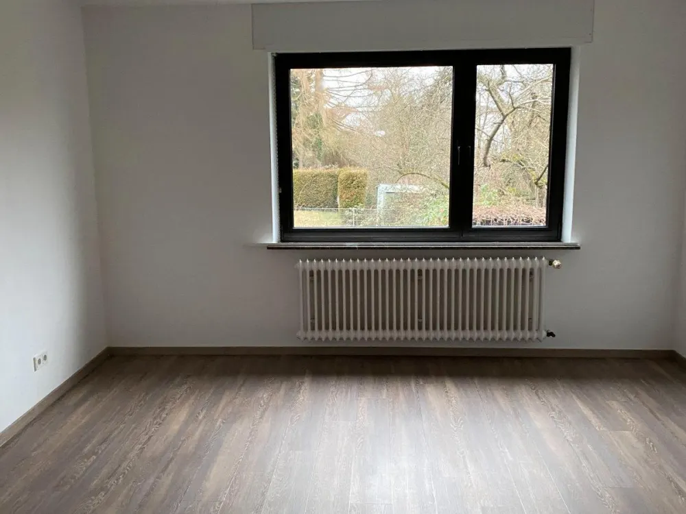 Ansprechende, gepflegte 2,5 ZKB zur Miete in Schiffweiler