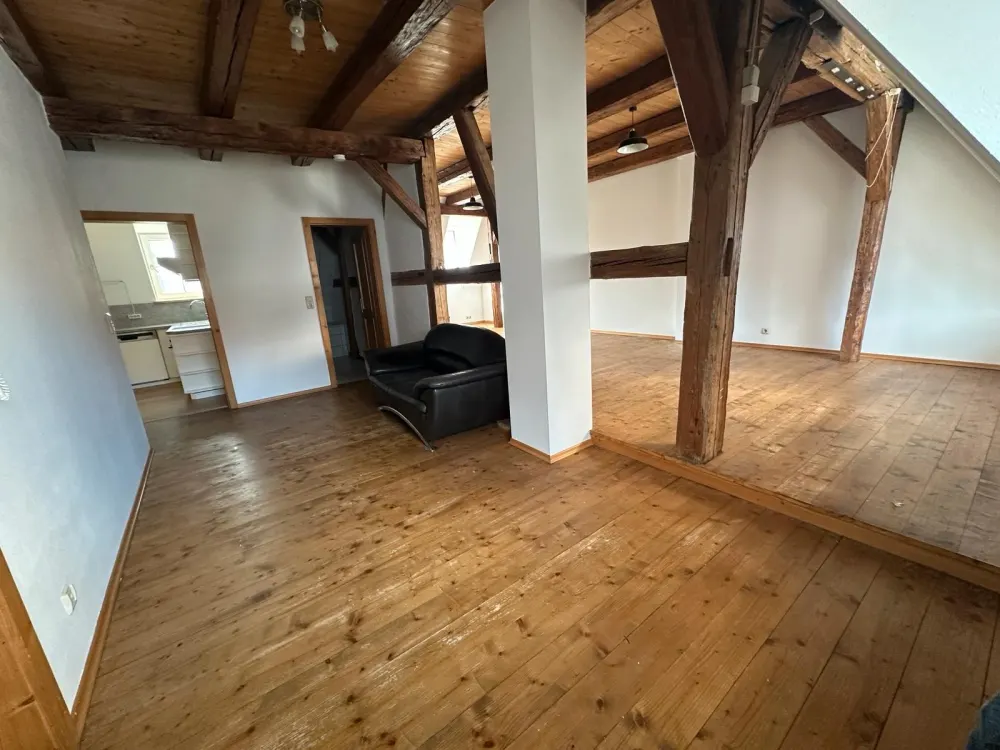 Maisonette apartment, approx. 90 sqm centrally located
