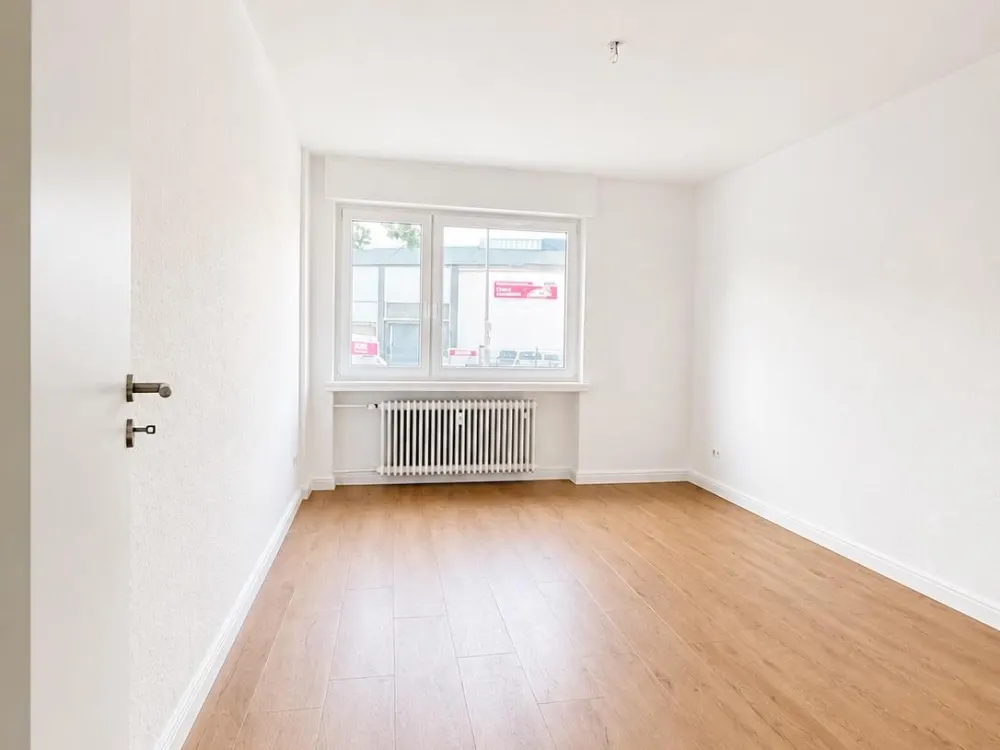 Frisch renovierte 3-Zimmer-Wohnung, 88 m², Balkon, 6 Min. zum Hb