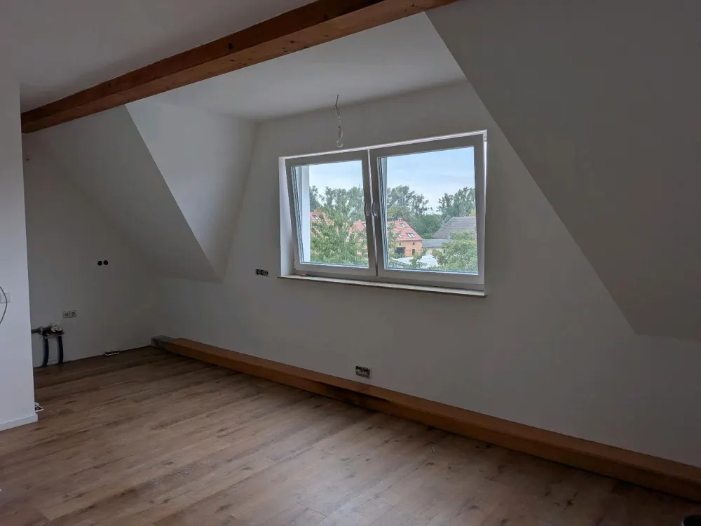 Moderne 2-Zimmer-Maisonette-Wohnung nach kompletter Sanierung