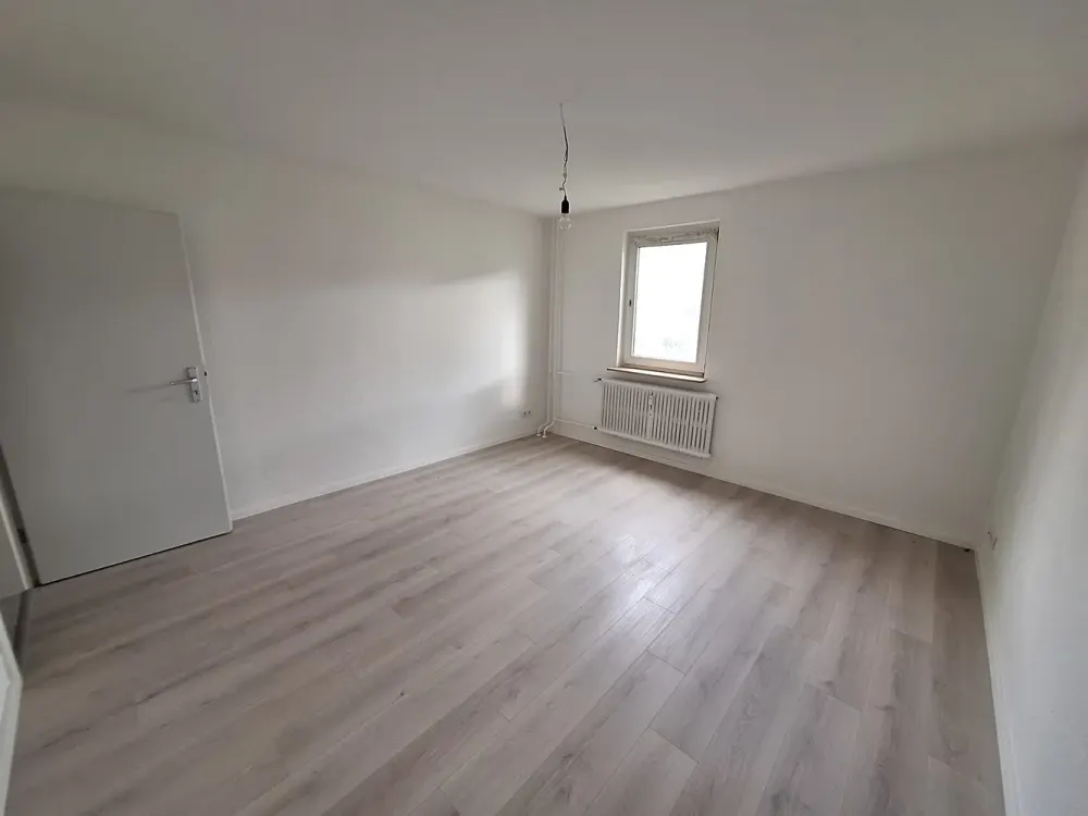 Frisch renovierte 2 Zimmer Wohnung