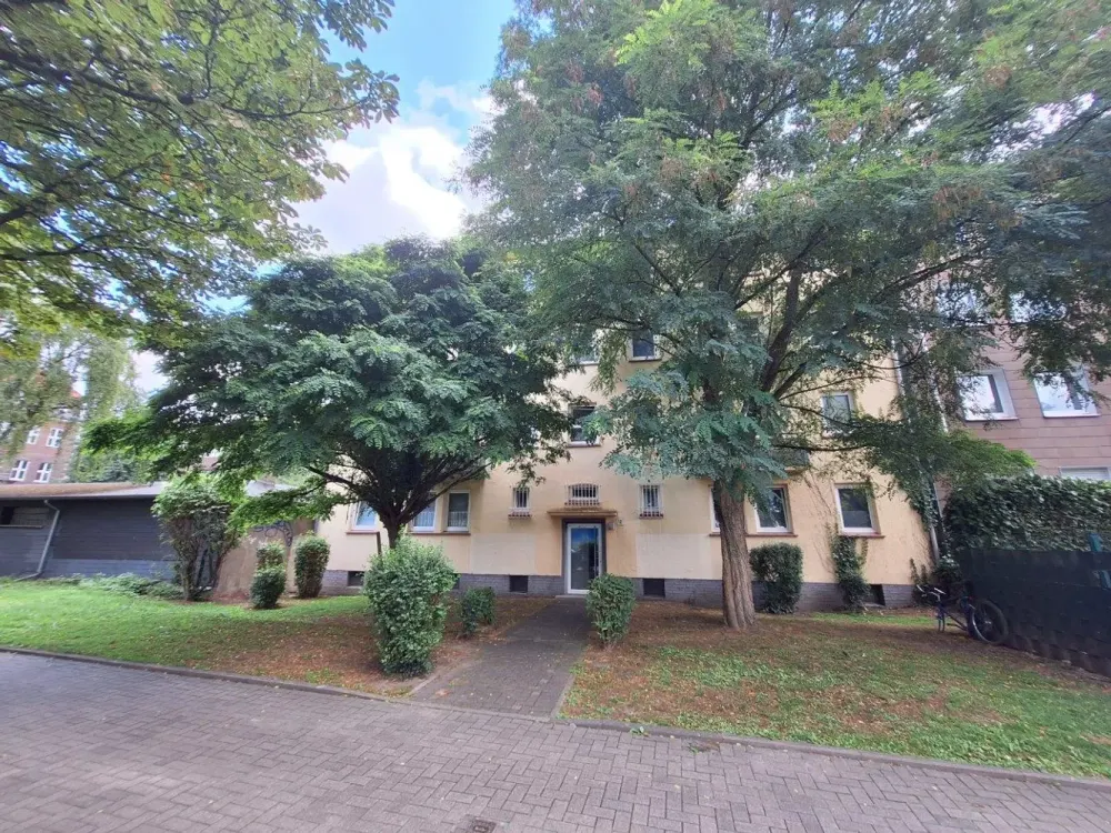 Frisch renovierte 2 Zimmer Wohnung