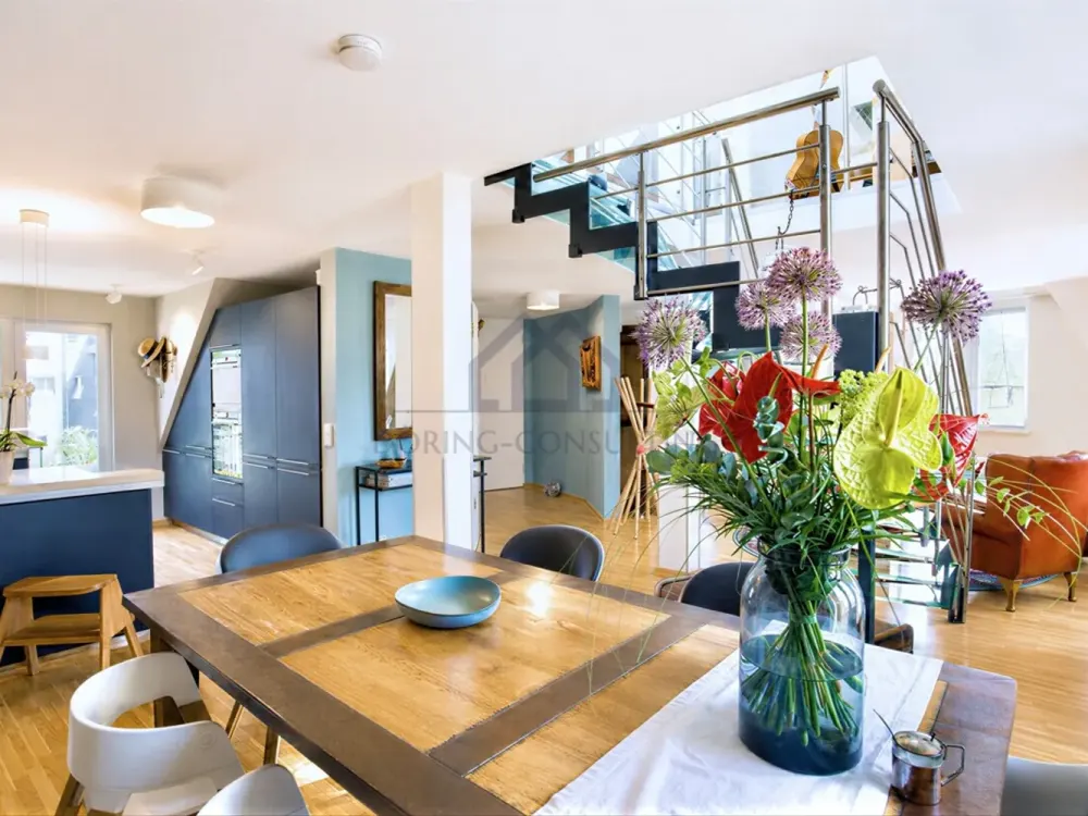 Charmante Maisonette-Wohnung mit 2 Balkonen im Nordend