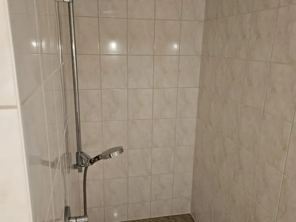 Exklusive 3-Raum-Wohnung mit geh. Innenausstattung mit Balkon und EBK, mit TG Stellplatz