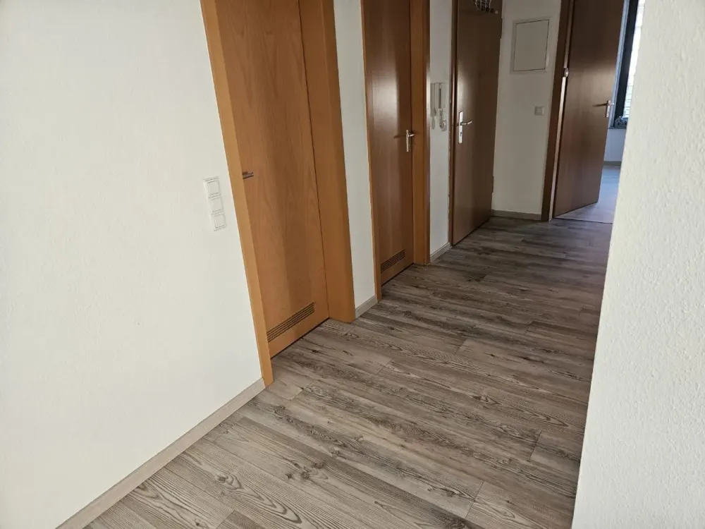 Exklusive 3-Raum-Wohnung mit geh. Innenausstattung mit Balkon und EBK, mit TG Stellplatz
