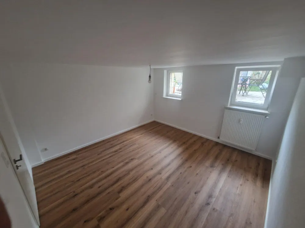 3-Zimmer Souterrainwohnung Nied