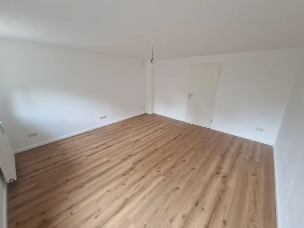 3-Zimmer Souterrainwohnung Nied