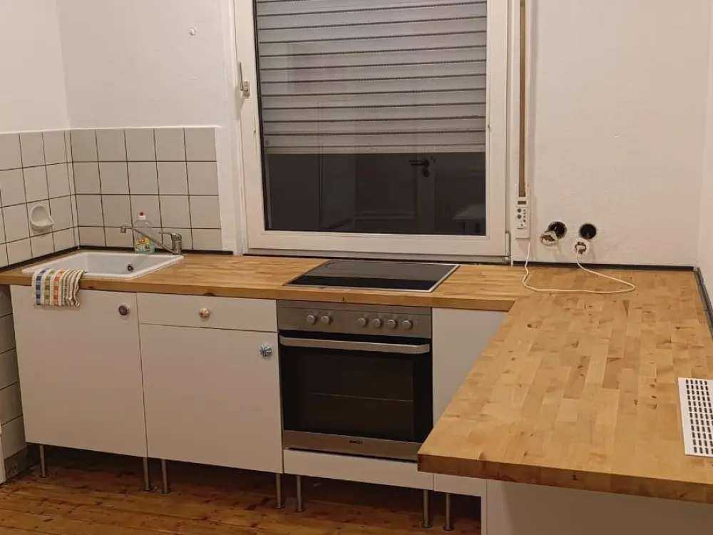 4 Zimmer Wohnung Küche Bad in Offenbach Bieber