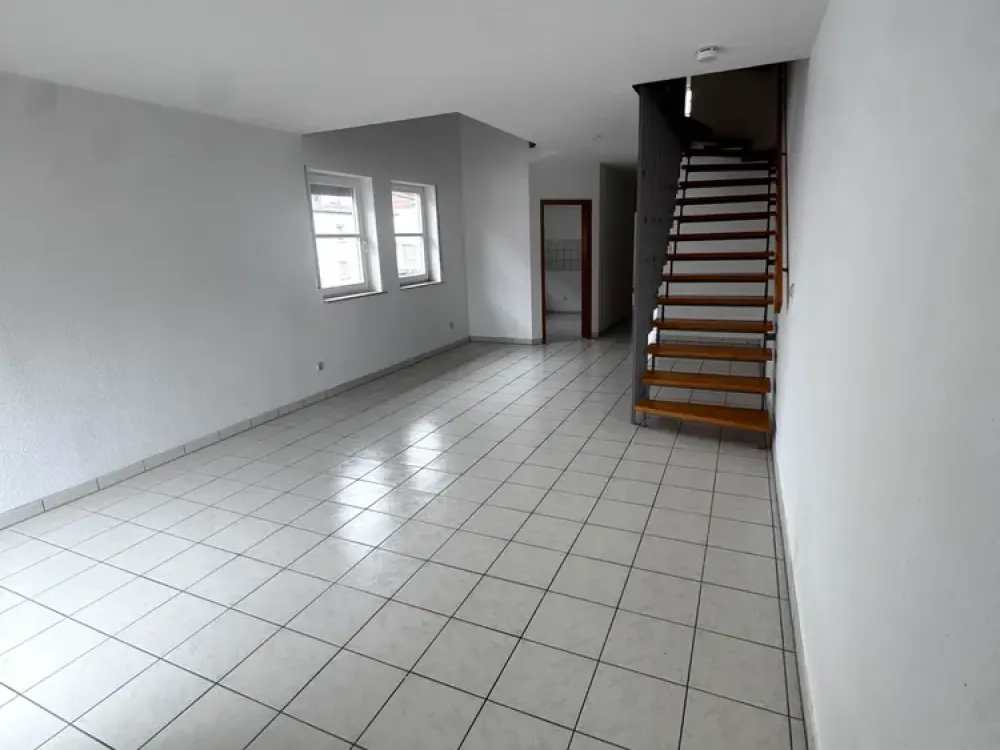 4-Zimmer-Maisonette-Wohnung mit Galerie und West-Terrasse in Rodgau