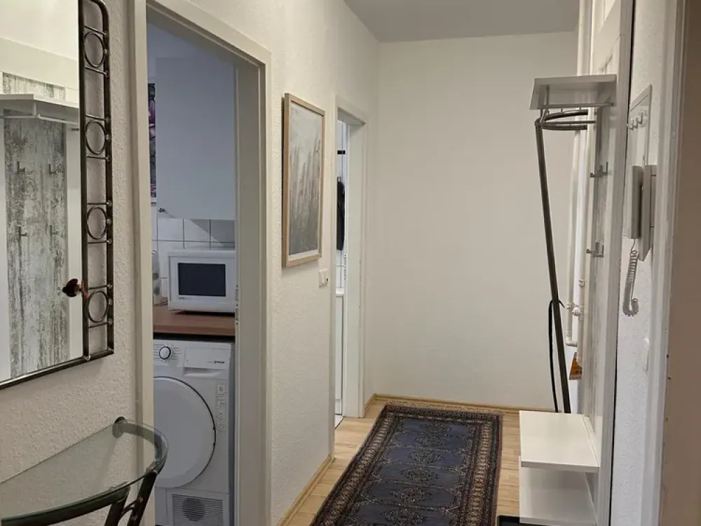 Möblierte 1-Zimmer-Wohnung mit Balkon in Berlin-Karlshorst