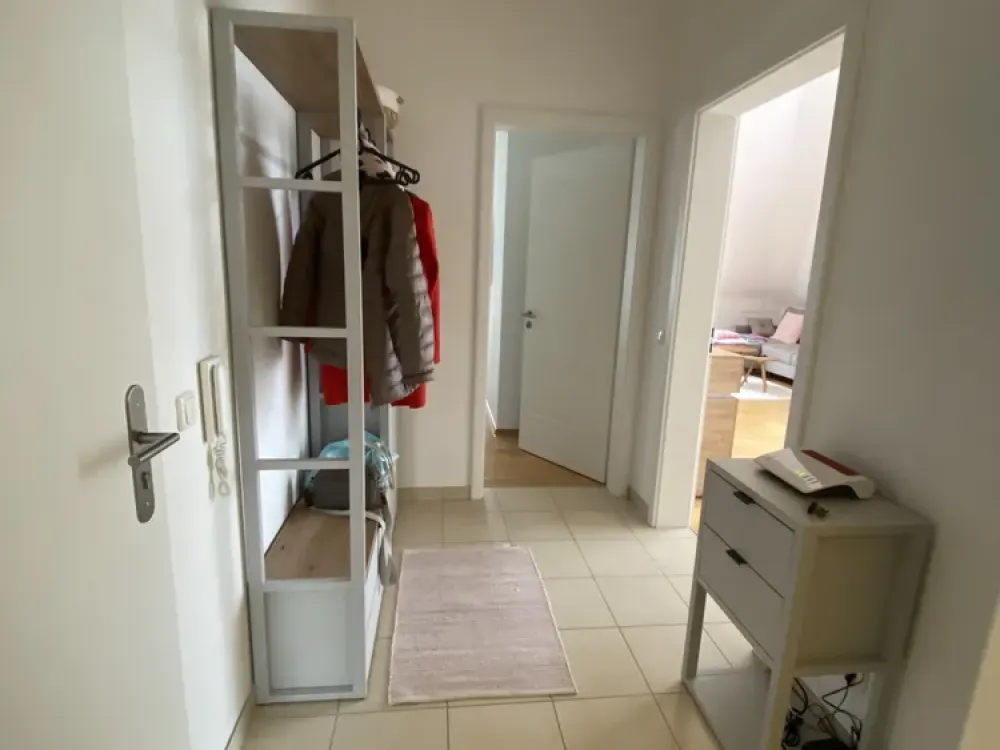 *mit Möbelablöse* moderne zwei Zimmer-DG in Großhadern | Balkon | TG-Platz | Komplettausstattung