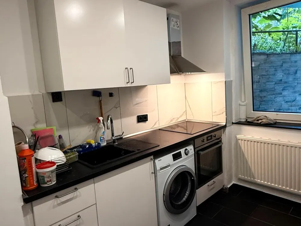 Möblierte Wohnung mit Terrasse, Düsseldorf Innenstadt .ab sofort