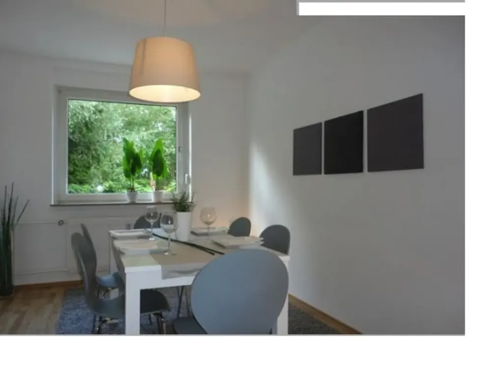 3,5-Zimmer-Wohnung in Bochum-Weitmar-Mitte mit eigenem Stellplatz - gepflegt, hell & WG-geeignet