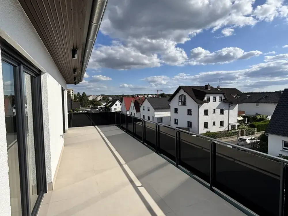 Exklusive Neubau-Penthousewohnung mit weitläufiger Terrasse und besonderem Ausblick