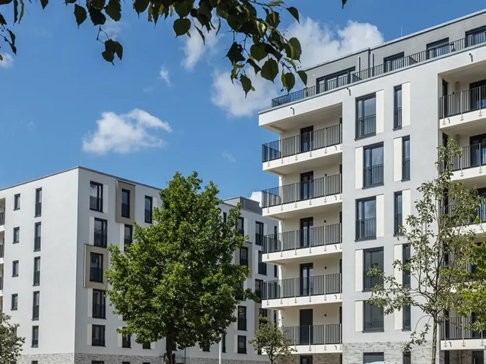 2-Zimmer-Neubauwohnung mit EBK, Balkon & Tiefgaragenstellplatz