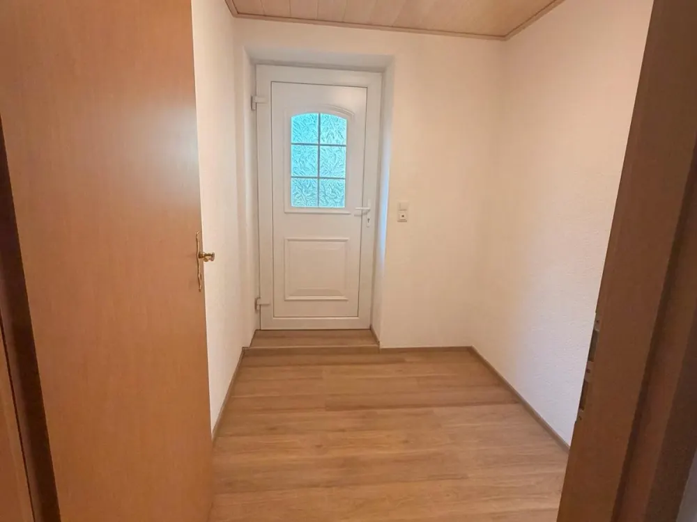2-Zimmer-Einliegerwohnung in Hirschlanden, ab sofort verfügbar