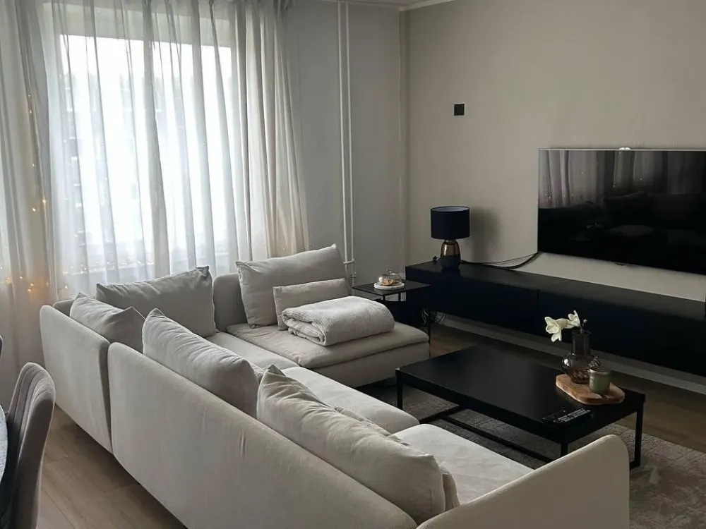 Moderne Wohnung mit Balkon & Einbauküche - Nachmieter gesucht