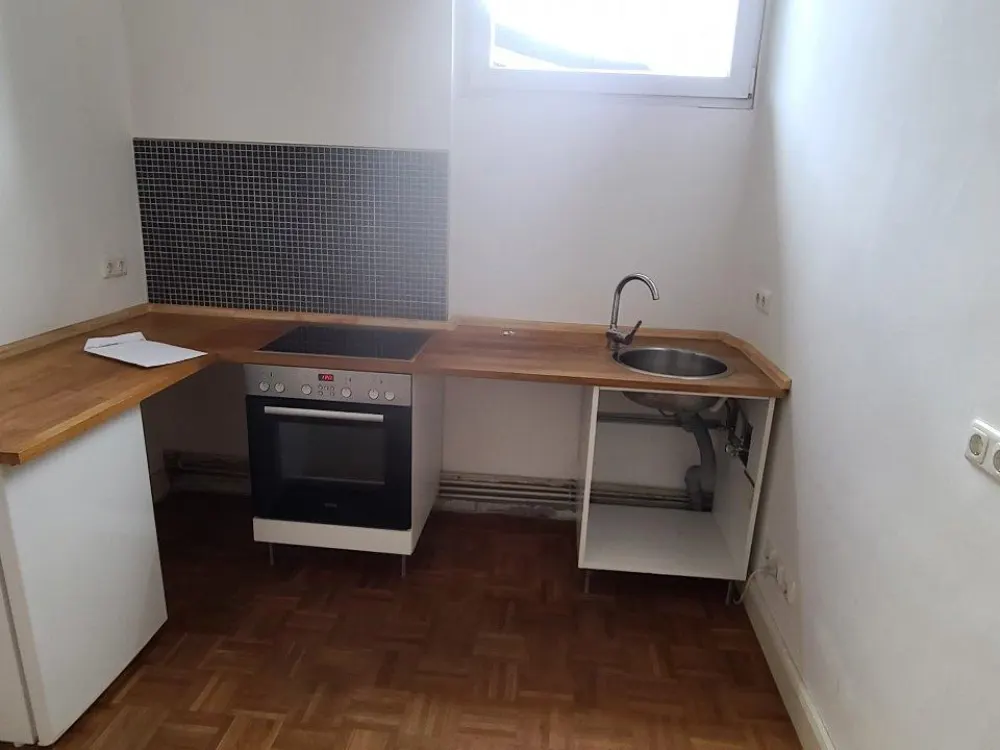 Provisionsfrei, aufwg san. Altbau, 2 Zi. Whg. mit Gartennutzung