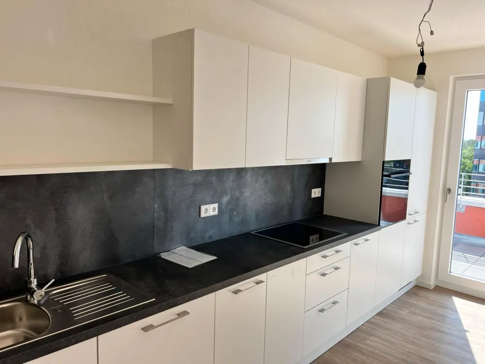 4 Zimmerwohnung mit großzügigem Wohnbereich und Loggia wartet auf Sie!