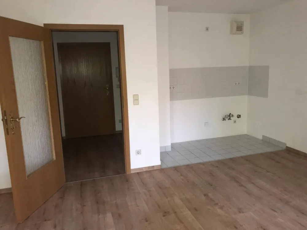 Im grünen, ruhig gelegene 1 Raumwohnung