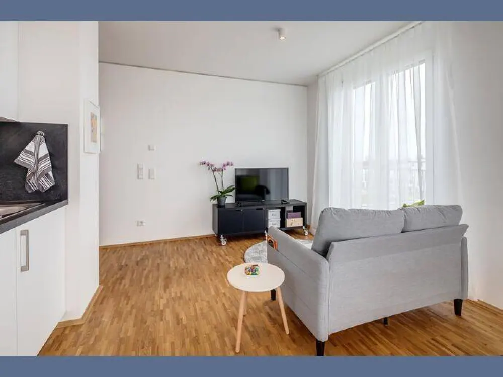Möbliert: Möblierte 2-Zimmer Wohnung in Altperlach