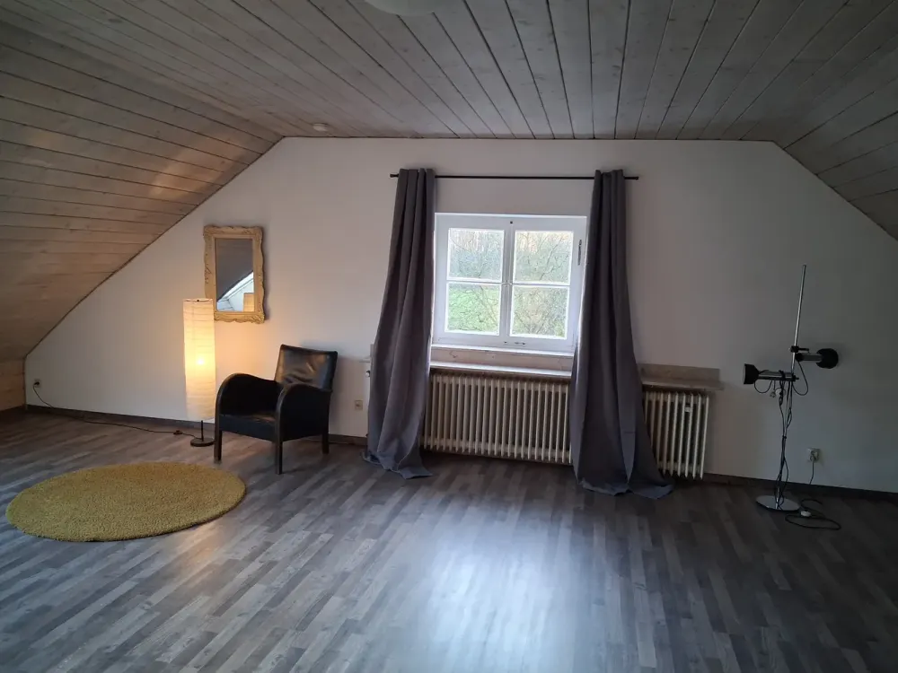 Zuhause mit 2,5 Zimmern in Leverkusen