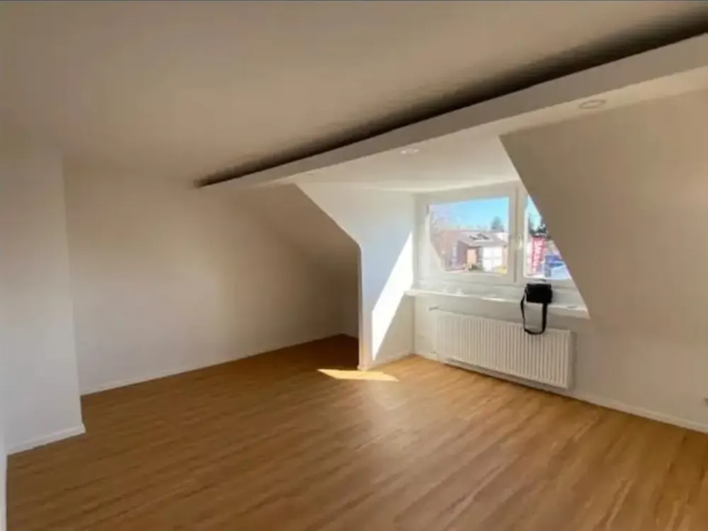 Renovierte Helle Wohnung in Rodenkirchen
