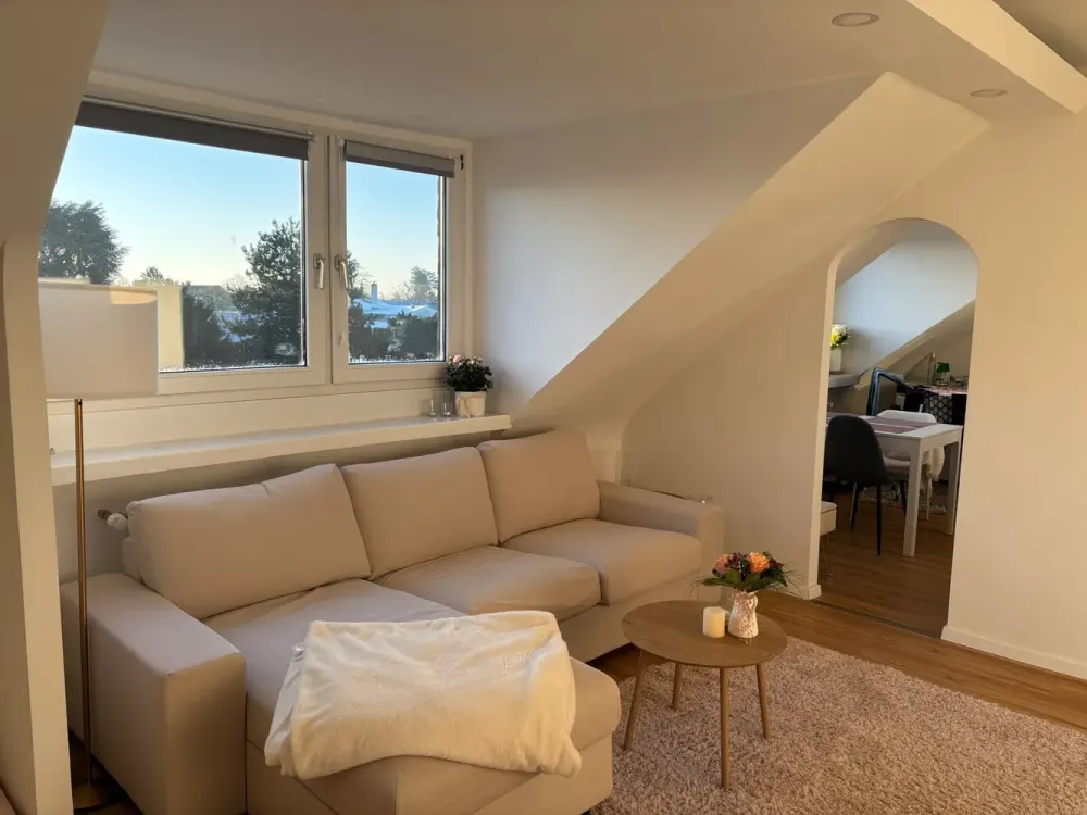 Renovierte Helle Wohnung in Rodenkirchen