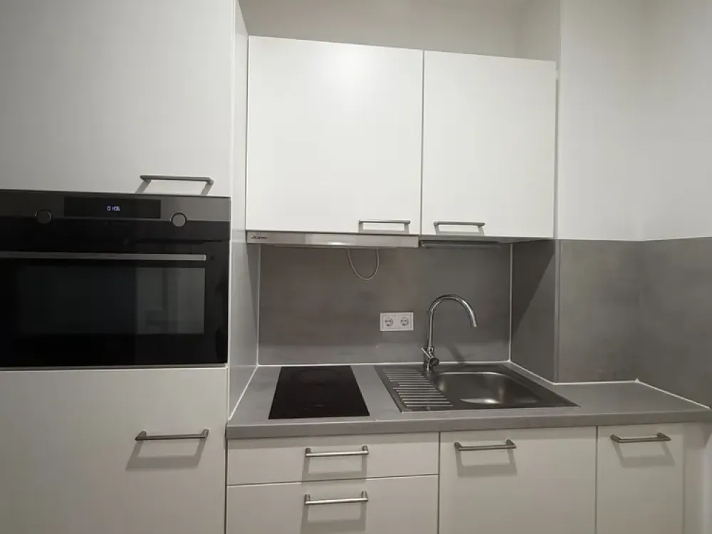 Helle 1-Zimmer-Wohnung mit Balkon- ab sofort verfügbar