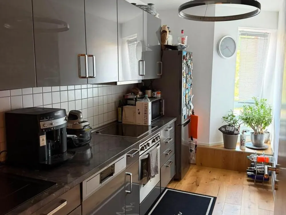 Exklusiv möbliert in Düsseldorf-Unterbach | 73 m² | Designer-Möbel | Tiefgarage | Balkon